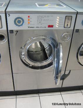 IPSO 25 lb Front Load Washer, 1 PH
